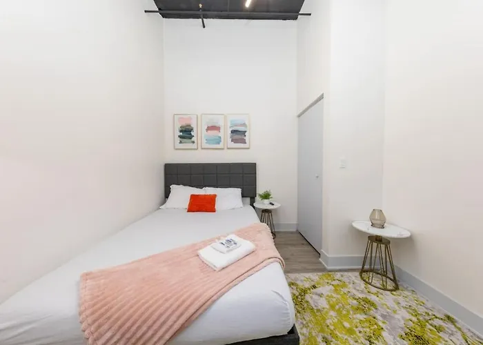 Spacious 5br Luxury Perfect For Group Sleeps 12 Near Mccormick Place, Grant Park And Soldier Field Chicago