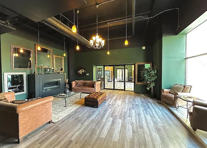 Spacious 5br Luxury Perfect For Group Sleeps 12 Near Mccormick Place, Grant Park And Soldier Field Apartment *